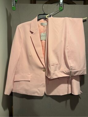 Kasper Blush Pink Tailored Blazer and Matching Pants